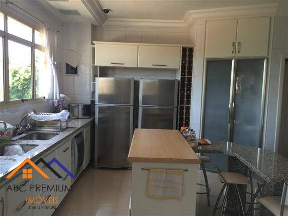 Apartamento à venda com 3 quartos, 296m² - Foto 2