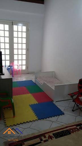 Sobrado à venda com 5 quartos, 300m² - Foto 27