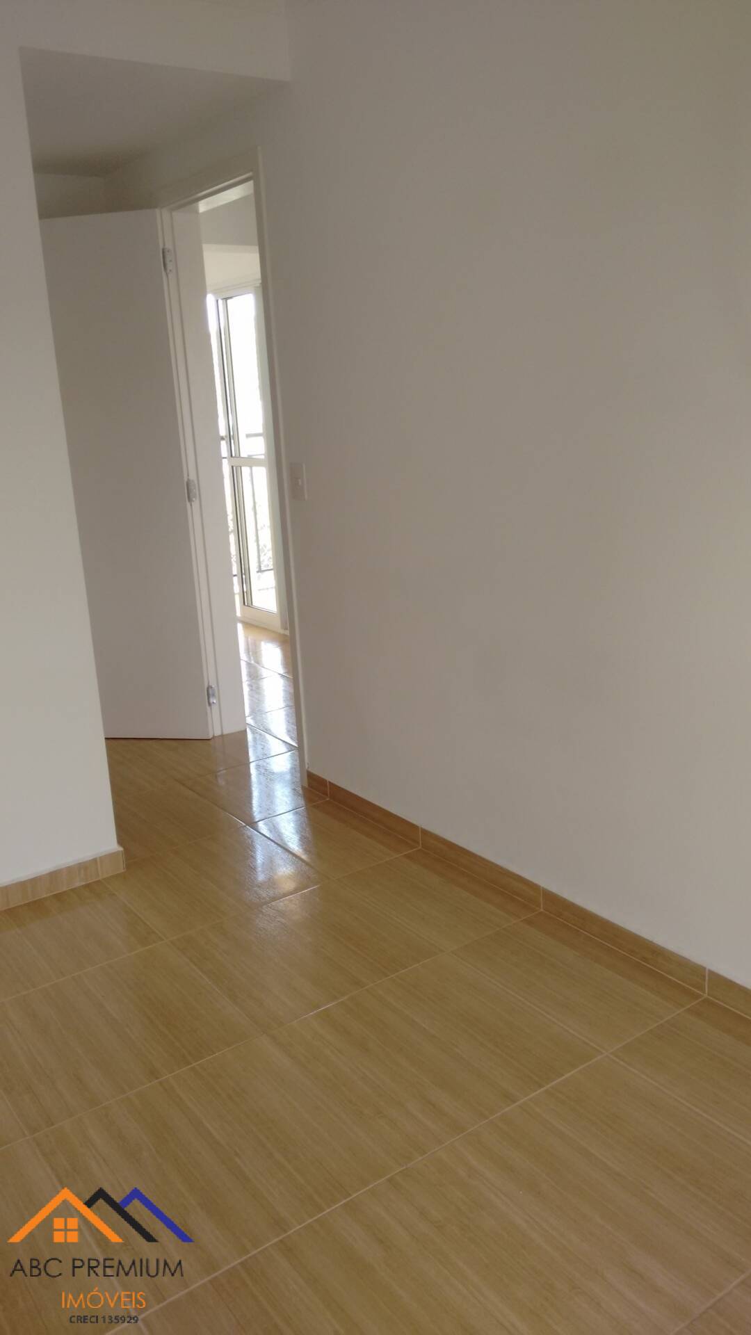 Apartamento à venda com 2 quartos, 67m² - Foto 12