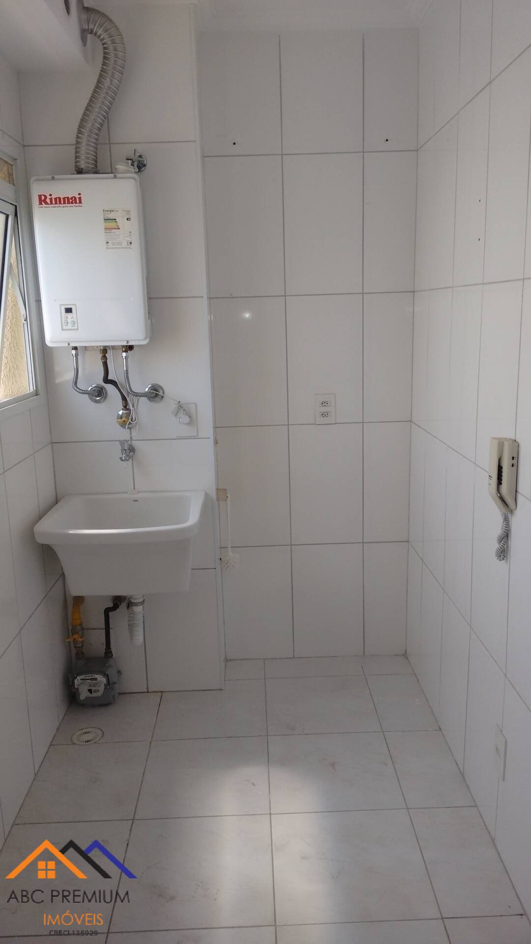 Apartamento à venda com 2 quartos, 67m² - Foto 9