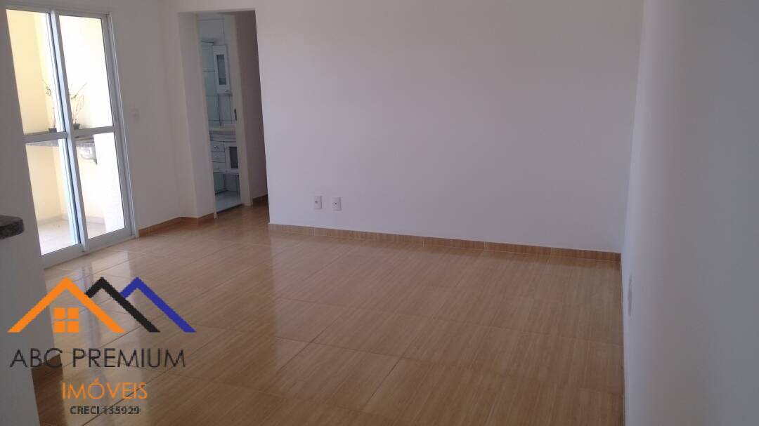 Apartamento à venda com 2 quartos, 67m² - Foto 2