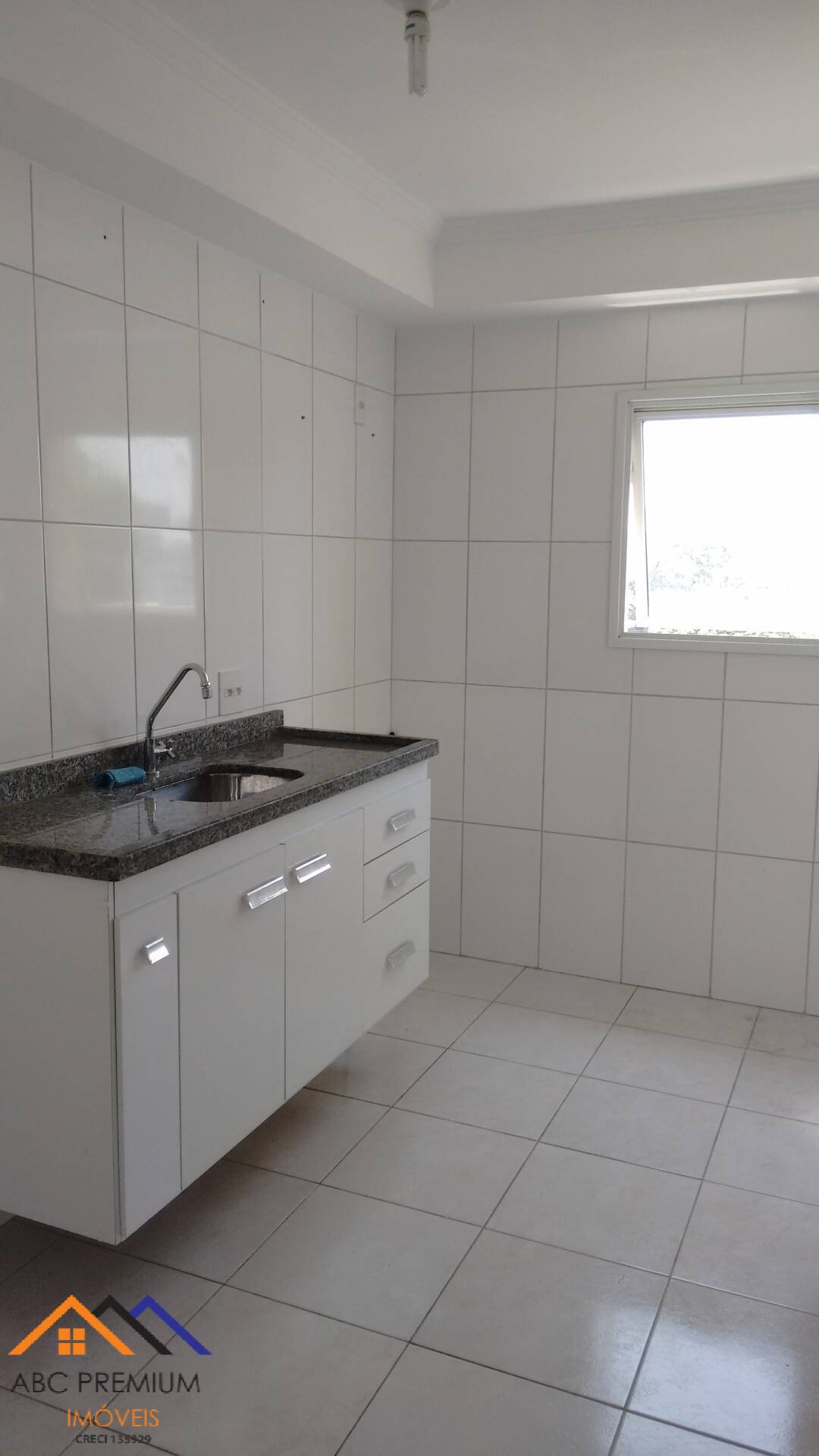 Apartamento à venda com 2 quartos, 67m² - Foto 8