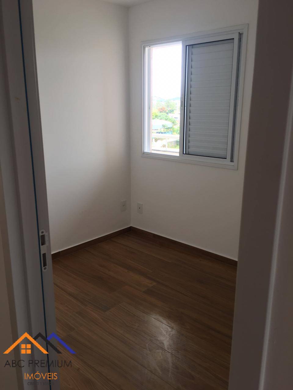 Apartamento à venda com 3 quartos, 69m² - Foto 4