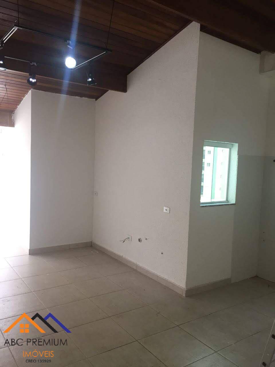 Cobertura à venda com 2 quartos, 62m² - Foto 2