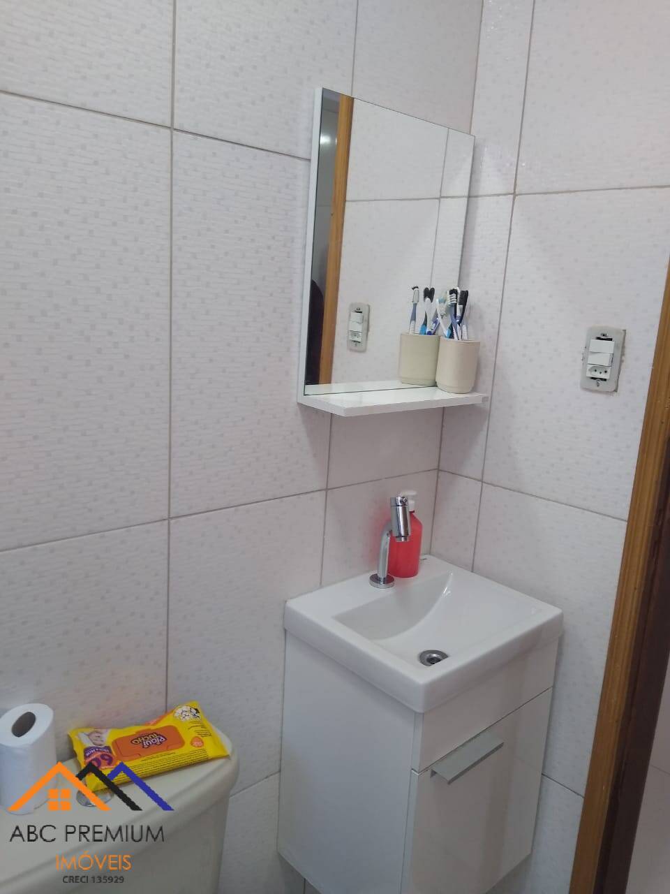 Casa à venda com 3 quartos, 120m² - Foto 11