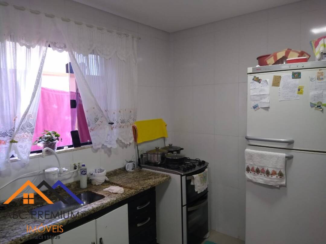 Casa à venda com 3 quartos, 120m² - Foto 9