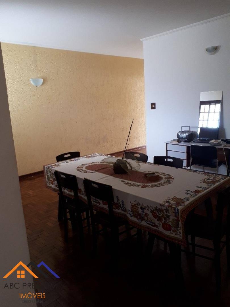 Casa à venda com 2 quartos, 90m² - Foto 3