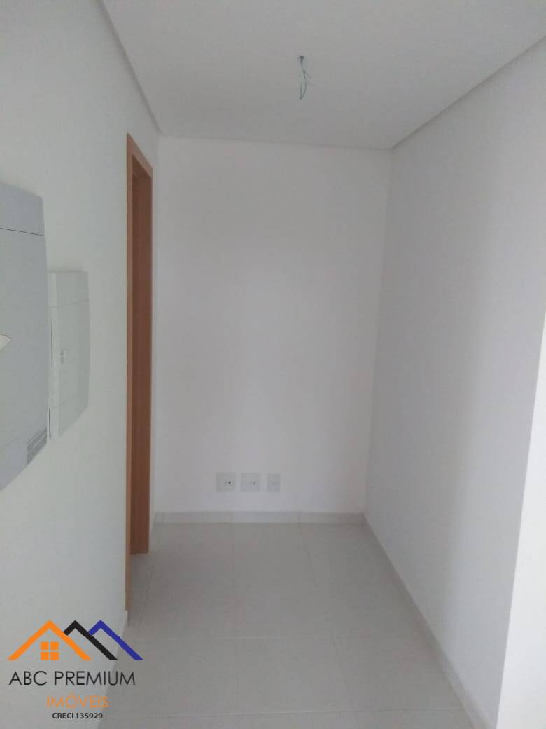 Apartamento à venda com 3 quartos, 160m² - Foto 8