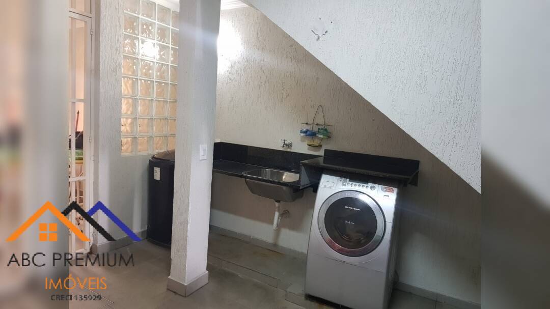 Sobrado à venda com 3 quartos, 166m² - Foto 32