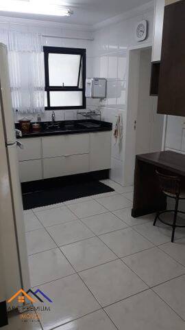 Apartamento à venda com 3 quartos, 127m² - Foto 7