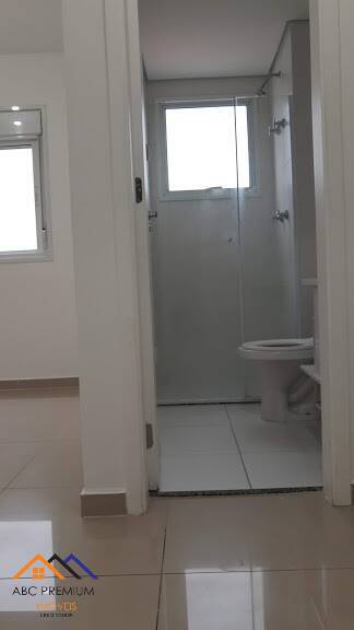 Apartamento à venda com 2 quartos, 60m² - Foto 15