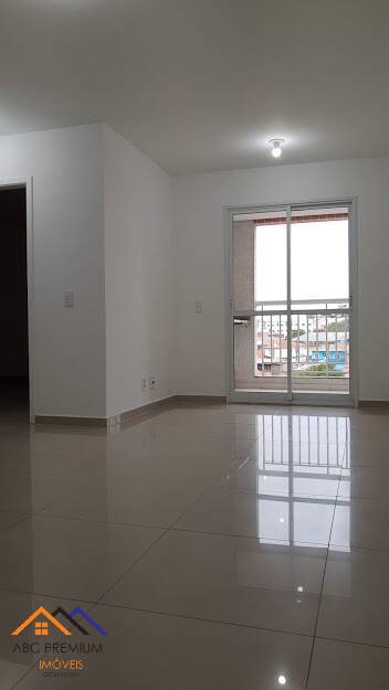 Apartamento à venda com 2 quartos, 60m² - Foto 1