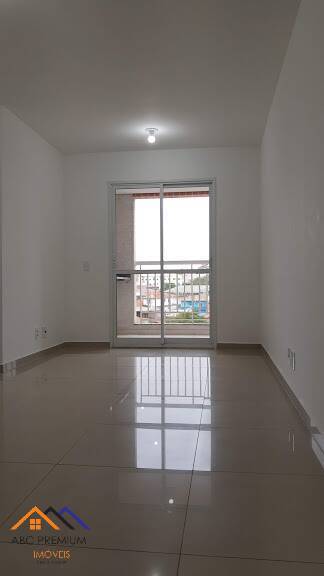 Apartamento à venda com 2 quartos, 60m² - Foto 2