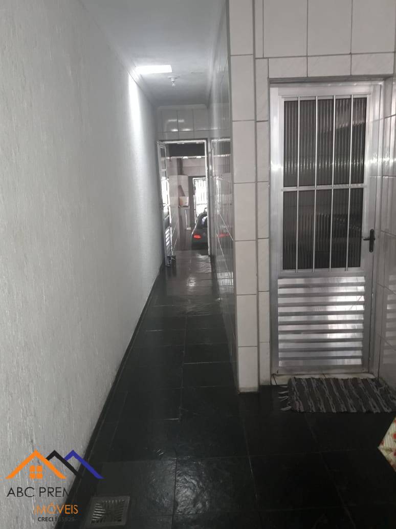 Casa à venda com 2 quartos, 150m² - Foto 8