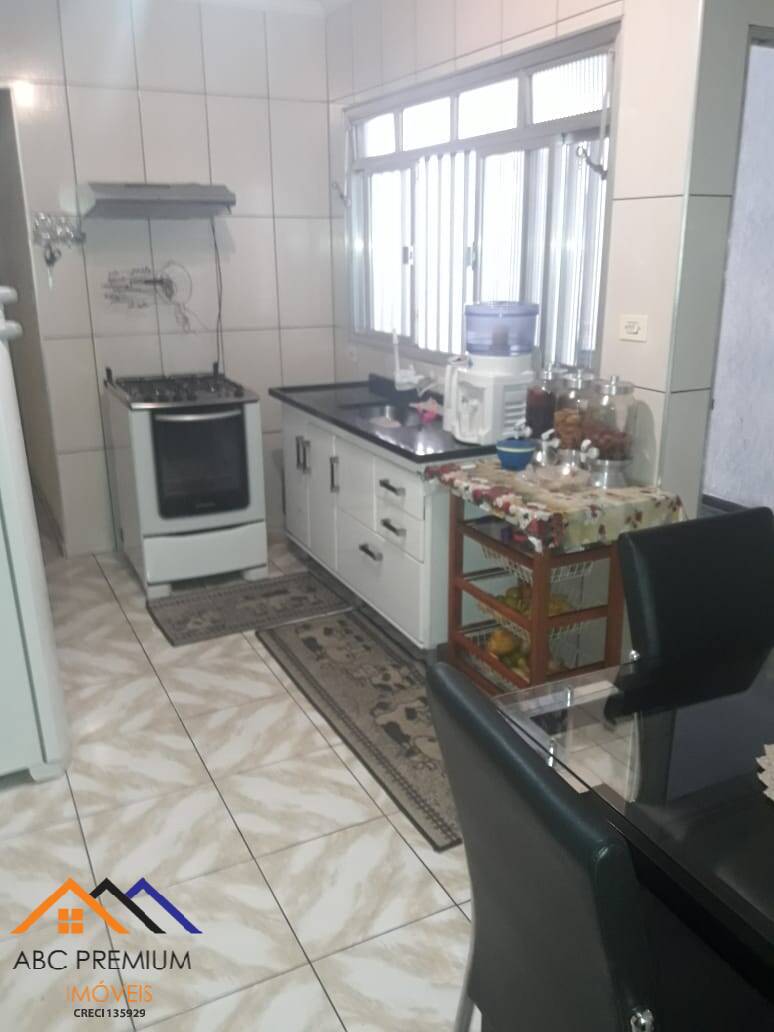 Casa à venda com 2 quartos, 150m² - Foto 4