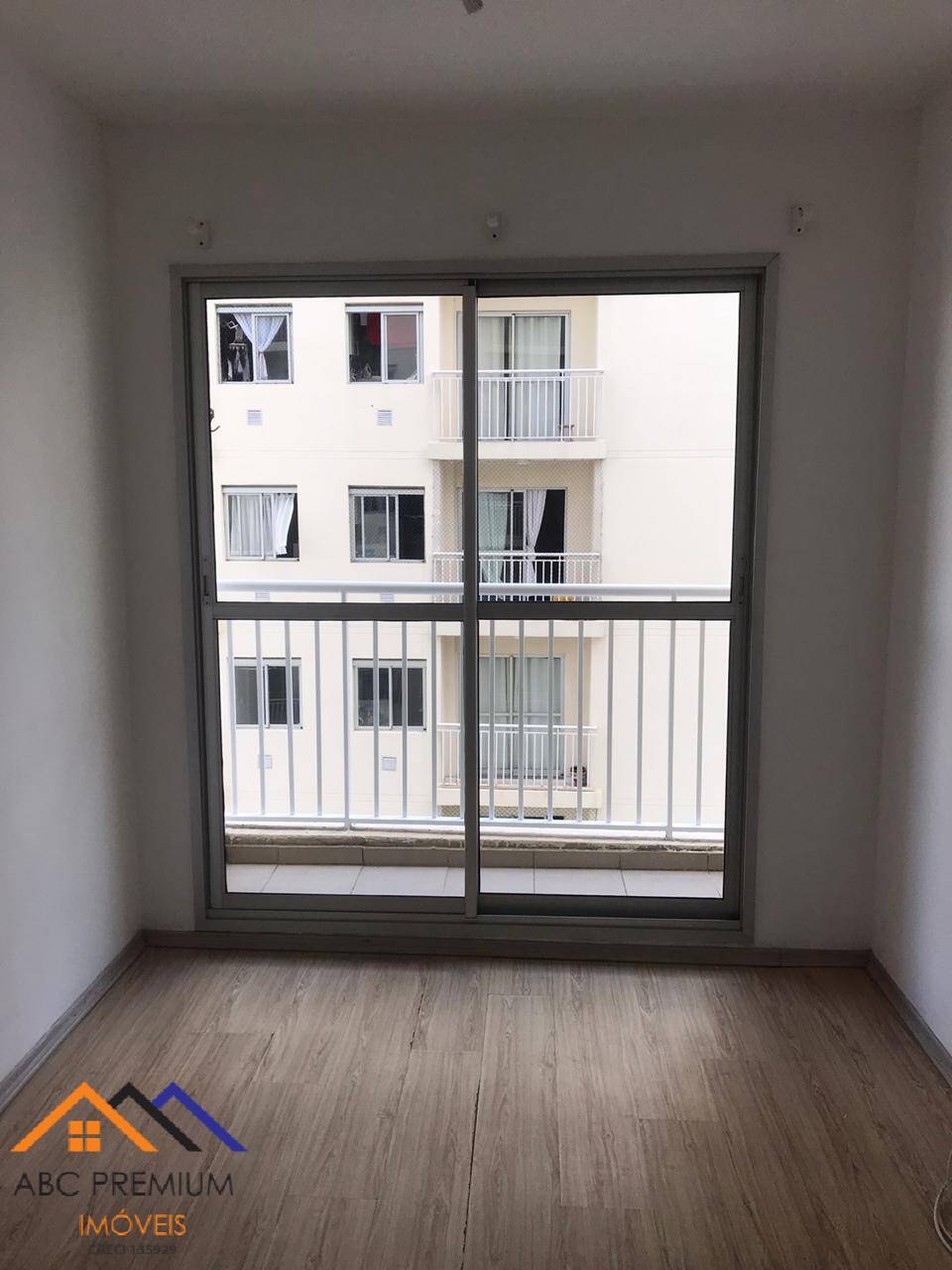 Apartamento à venda com 2 quartos, 50m² - Foto 3