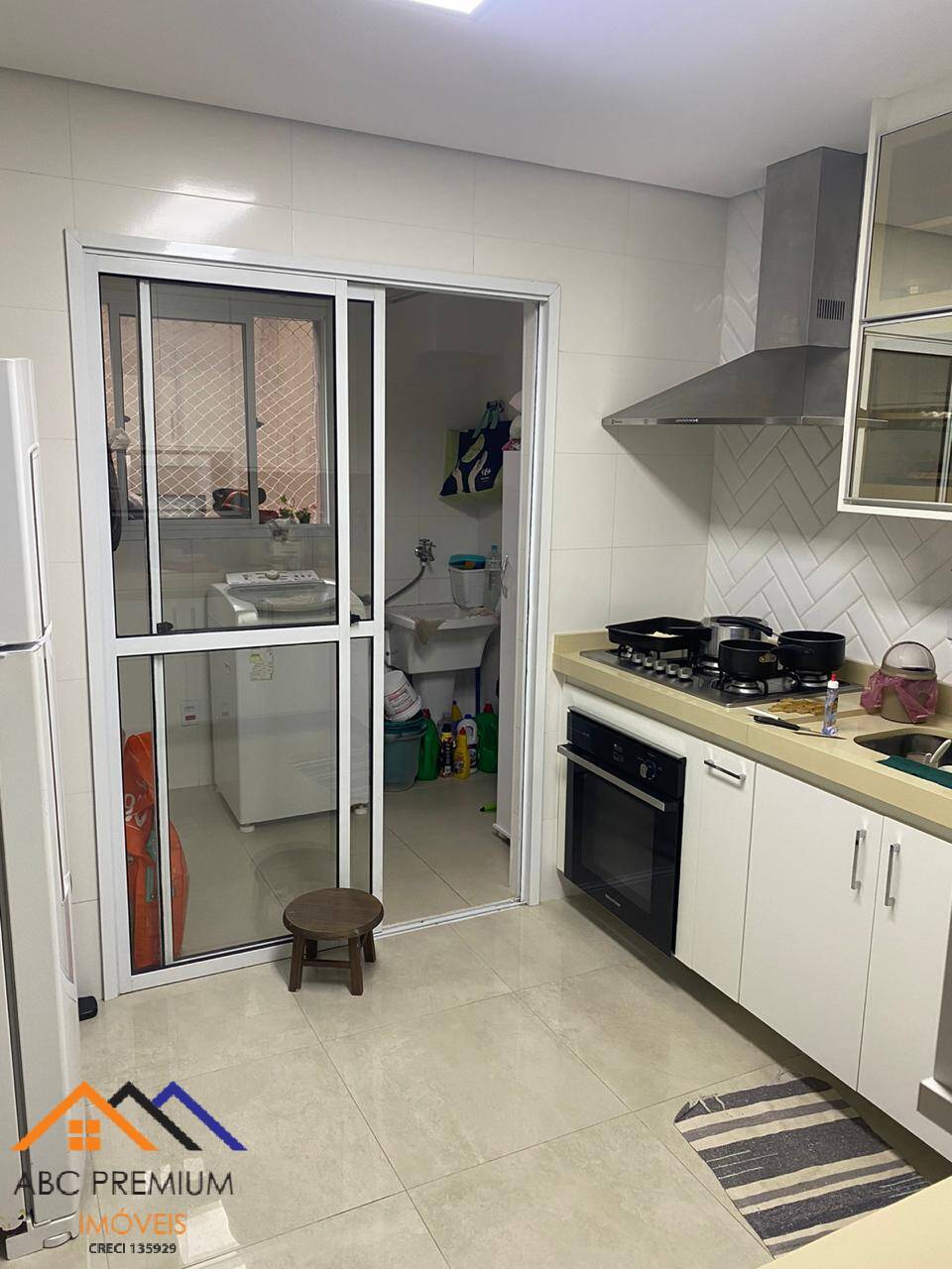 Apartamento à venda com 3 quartos, 110m² - Foto 11