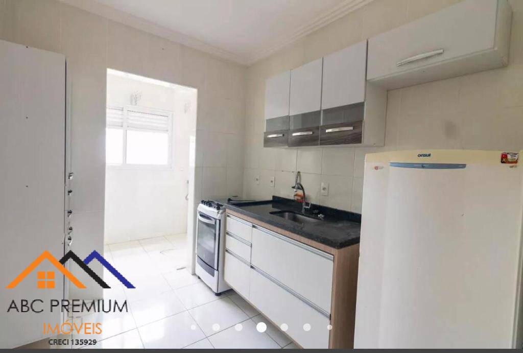 Apartamento à venda com 2 quartos, 60m² - Foto 11