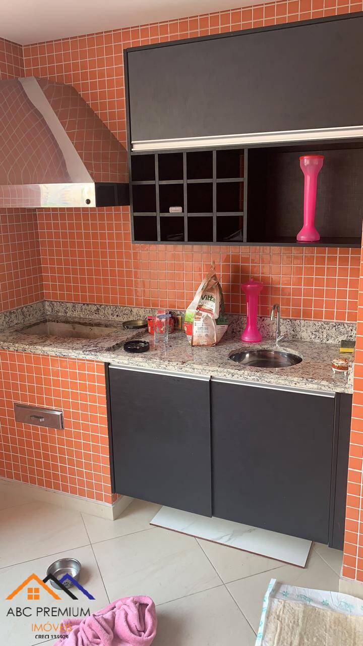 Apartamento à venda com 3 quartos, 101m² - Foto 1