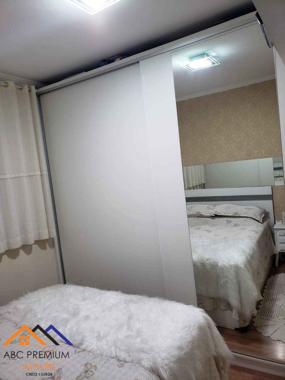 Apartamento à venda com 2 quartos, 55m² - Foto 14