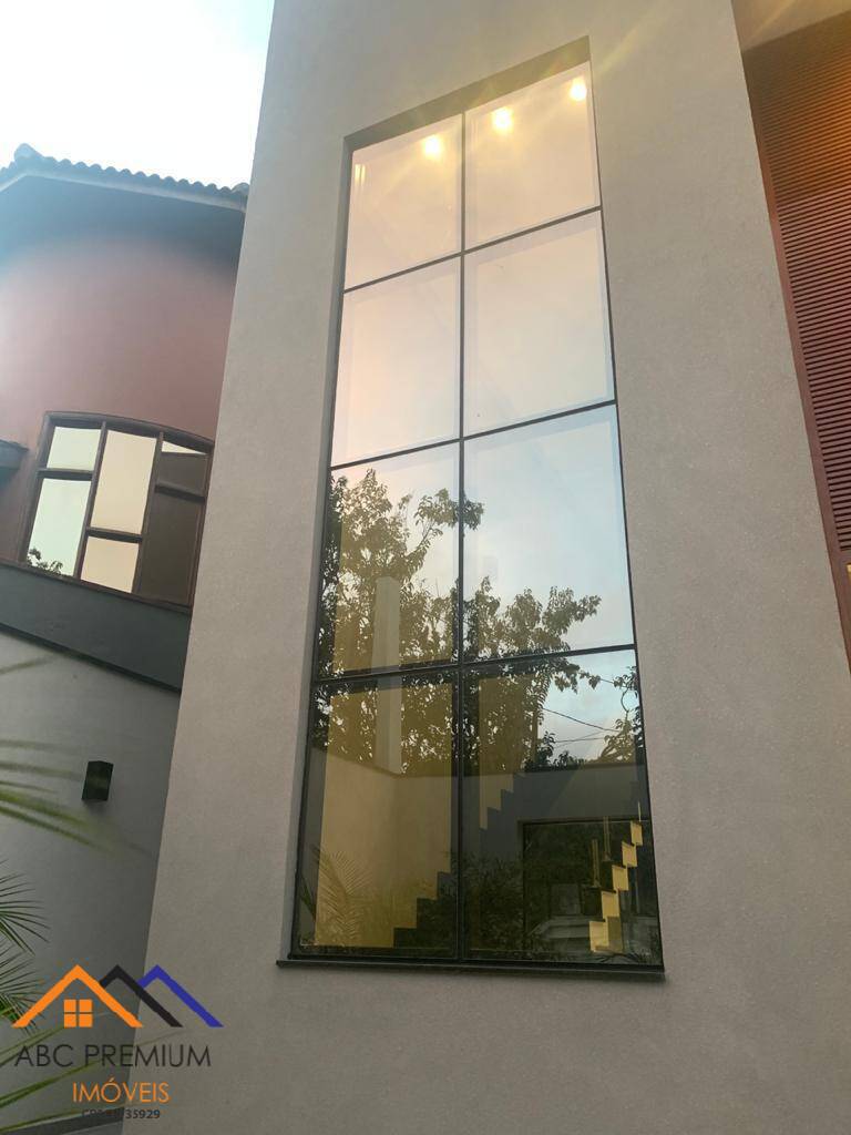 Sobrado à venda com 3 quartos, 290m² - Foto 3