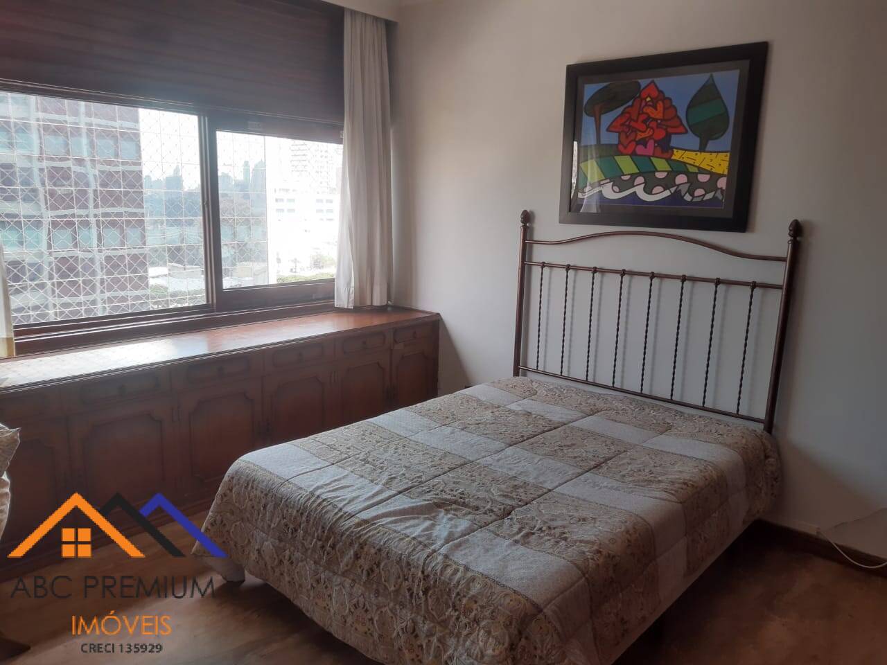 Apartamento à venda com 3 quartos, 176m² - Foto 9