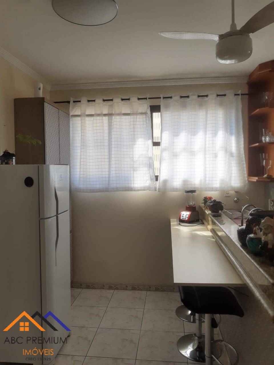 Apartamento à venda com 3 quartos, 176m² - Foto 6