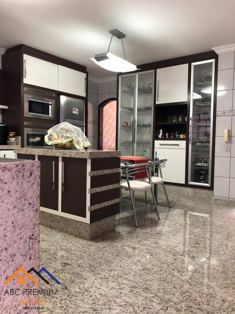 Sobrado à venda com 3 quartos, 204m² - Foto 8