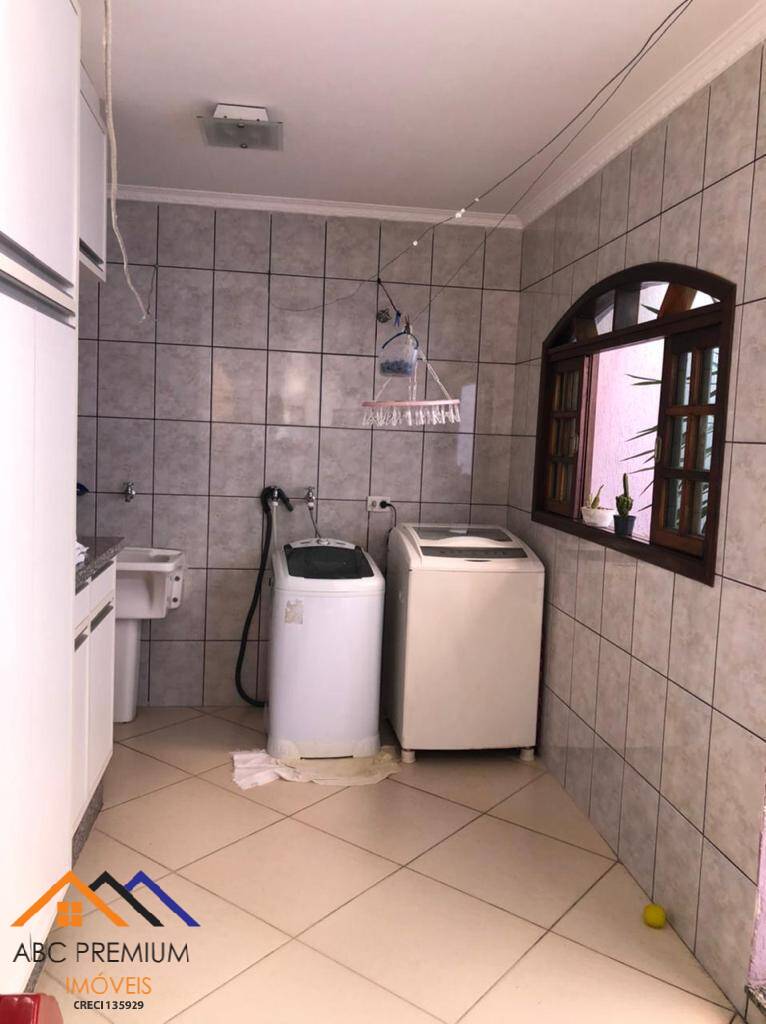 Sobrado à venda com 3 quartos, 204m² - Foto 31