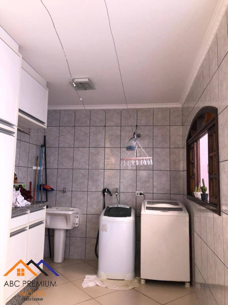 Sobrado à venda com 3 quartos, 204m² - Foto 30