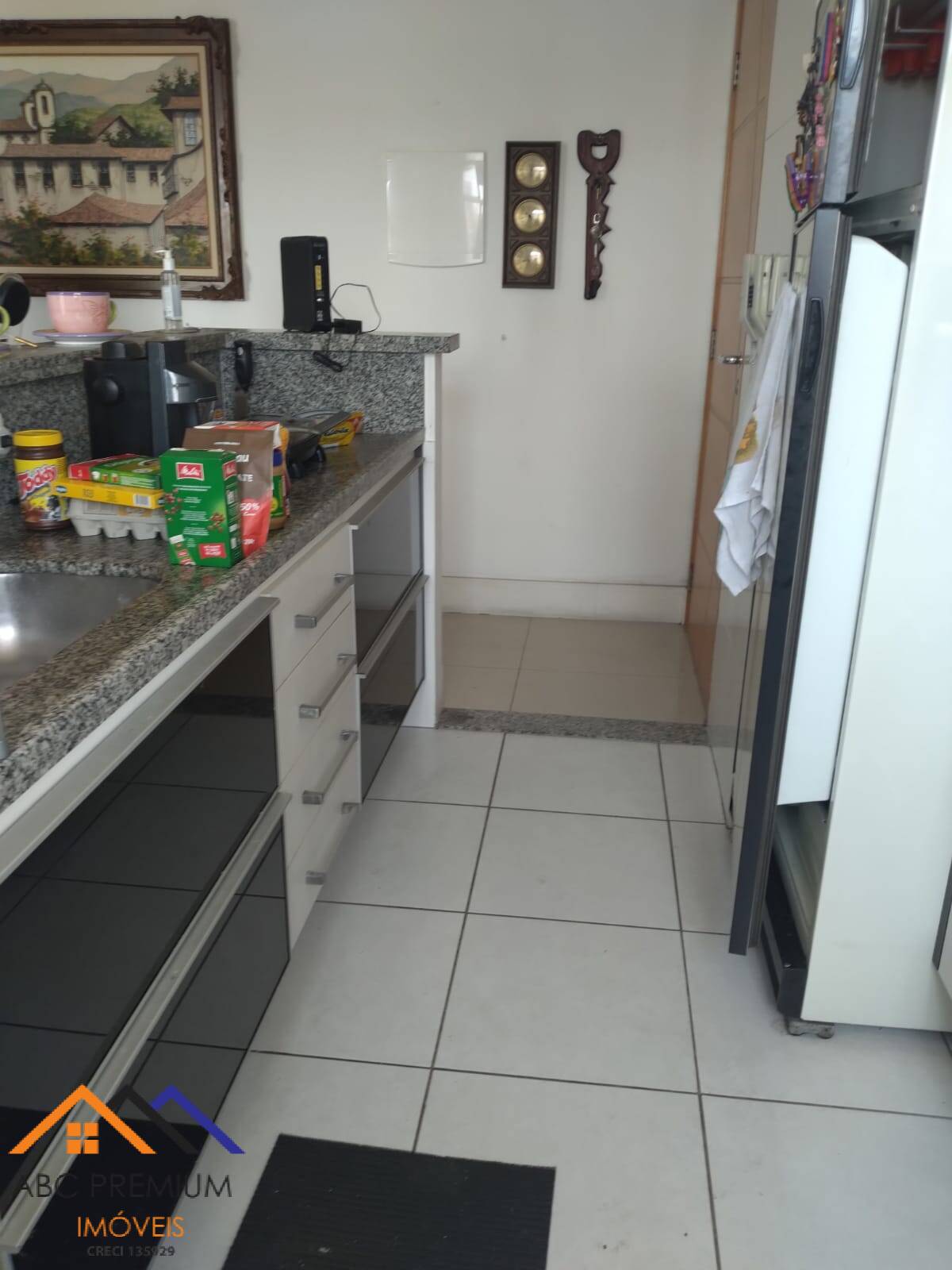 Apartamento à venda com 2 quartos, 70m² - Foto 13