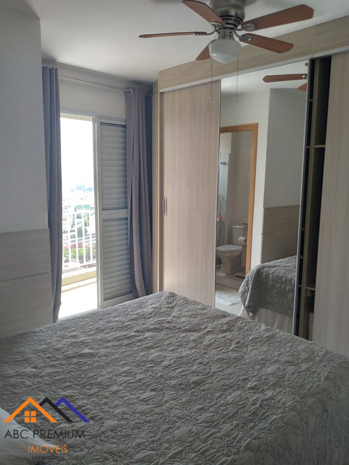 Apartamento à venda com 2 quartos, 70m² - Foto 6