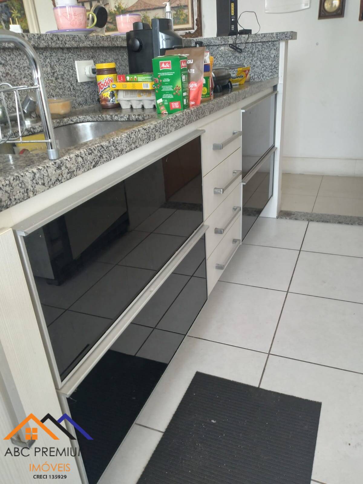 Apartamento à venda com 2 quartos, 70m² - Foto 14