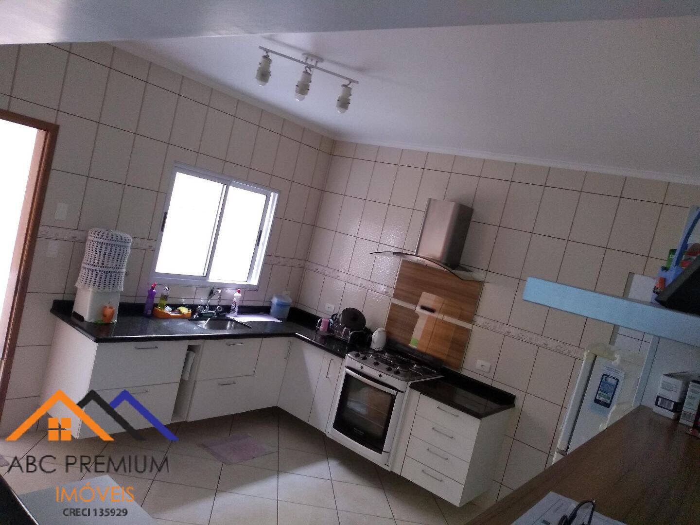 Sobrado à venda com 3 quartos, 215m² - Foto 3