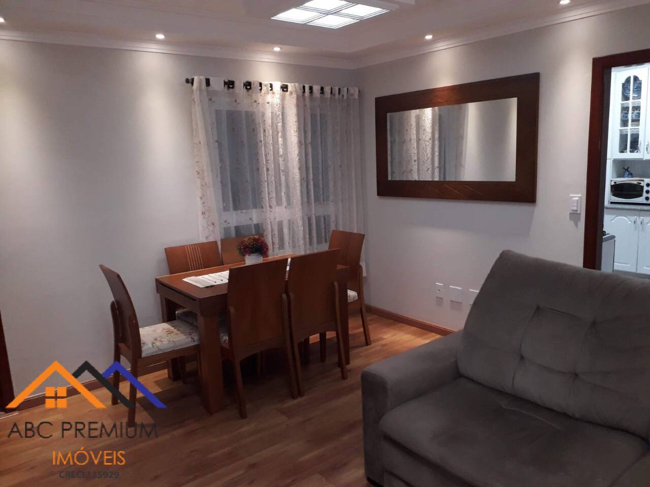 Apartamento à venda com 2 quartos, 80m² - Foto 2