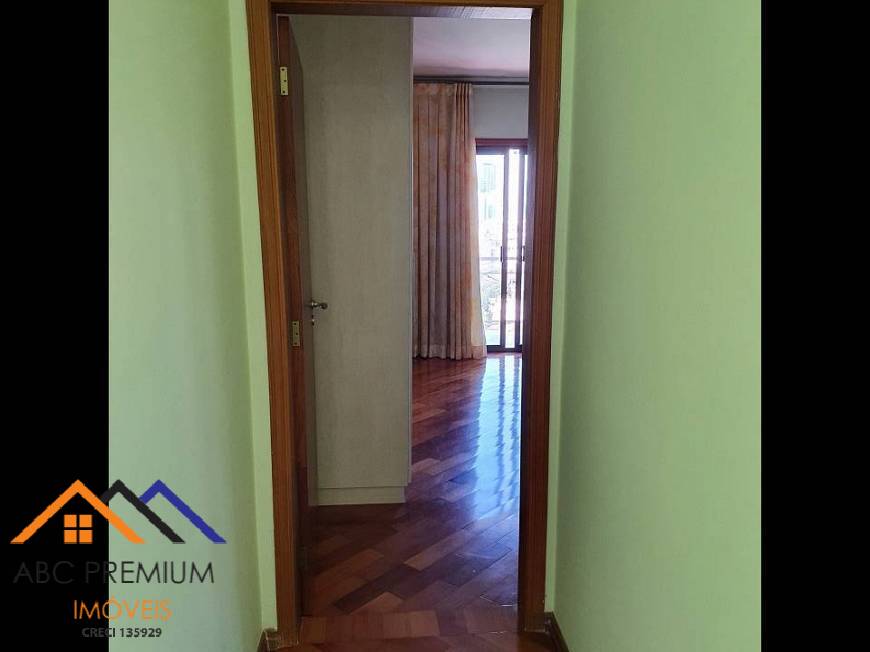 Sobrado à venda com 3 quartos, 276m² - Foto 25