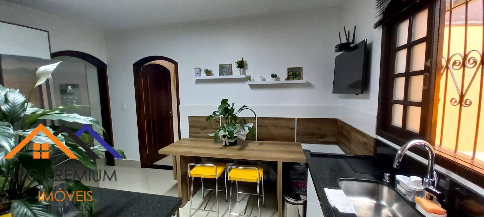 Sobrado à venda com 4 quartos, 206m² - Foto 9