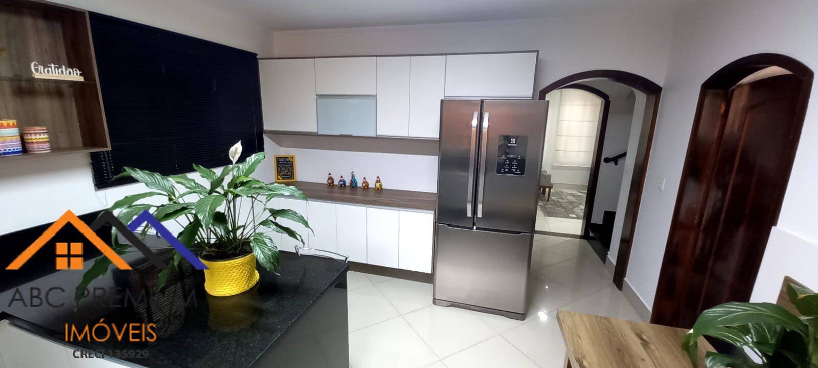 Sobrado à venda com 4 quartos, 206m² - Foto 6