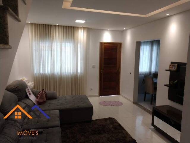 Casa à venda com 3 quartos, 98m² - Foto 2