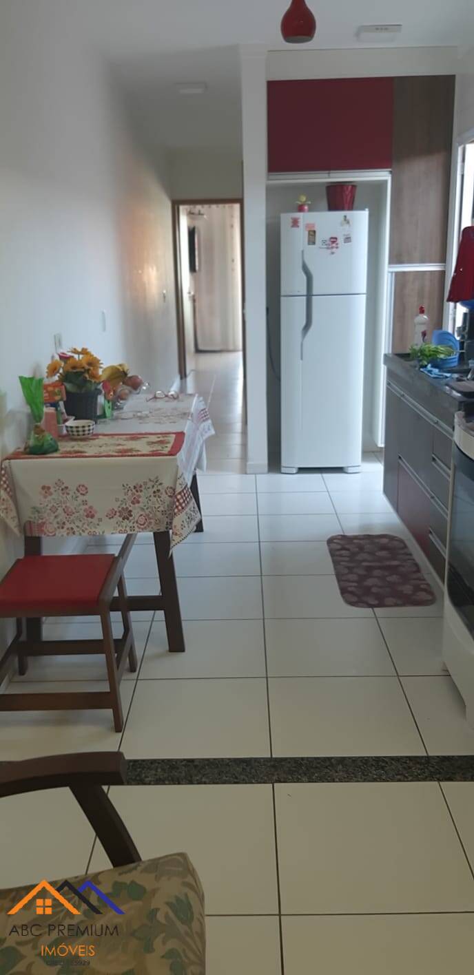 Apartamento à venda com 2 quartos, 53m² - Foto 4