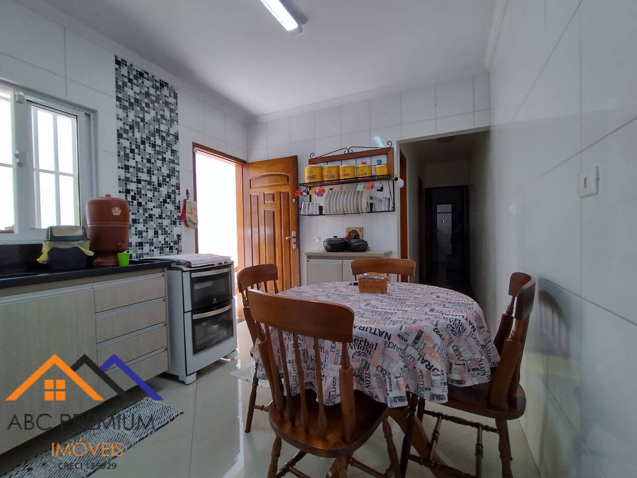 Apartamento à venda com 2 quartos, 95m² - Foto 5