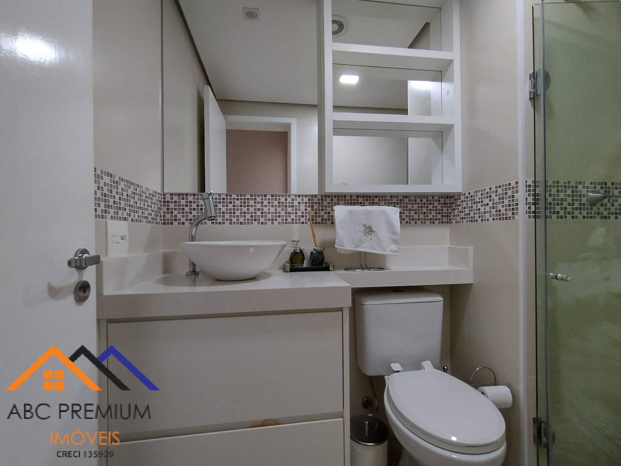 Apartamento à venda com 2 quartos, 57m² - Foto 8