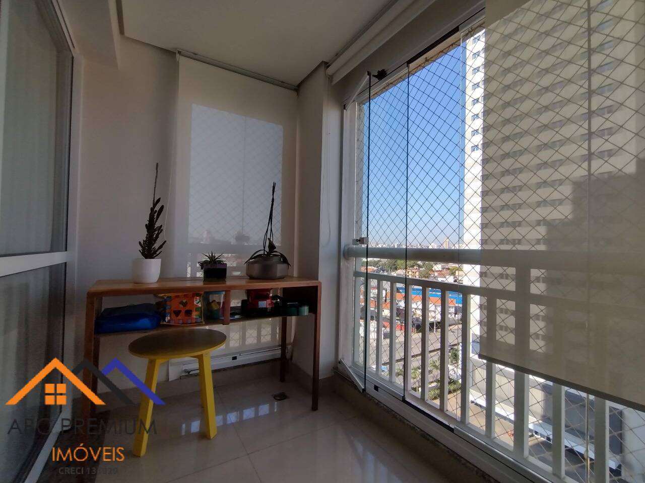 Apartamento à venda com 2 quartos, 57m² - Foto 1