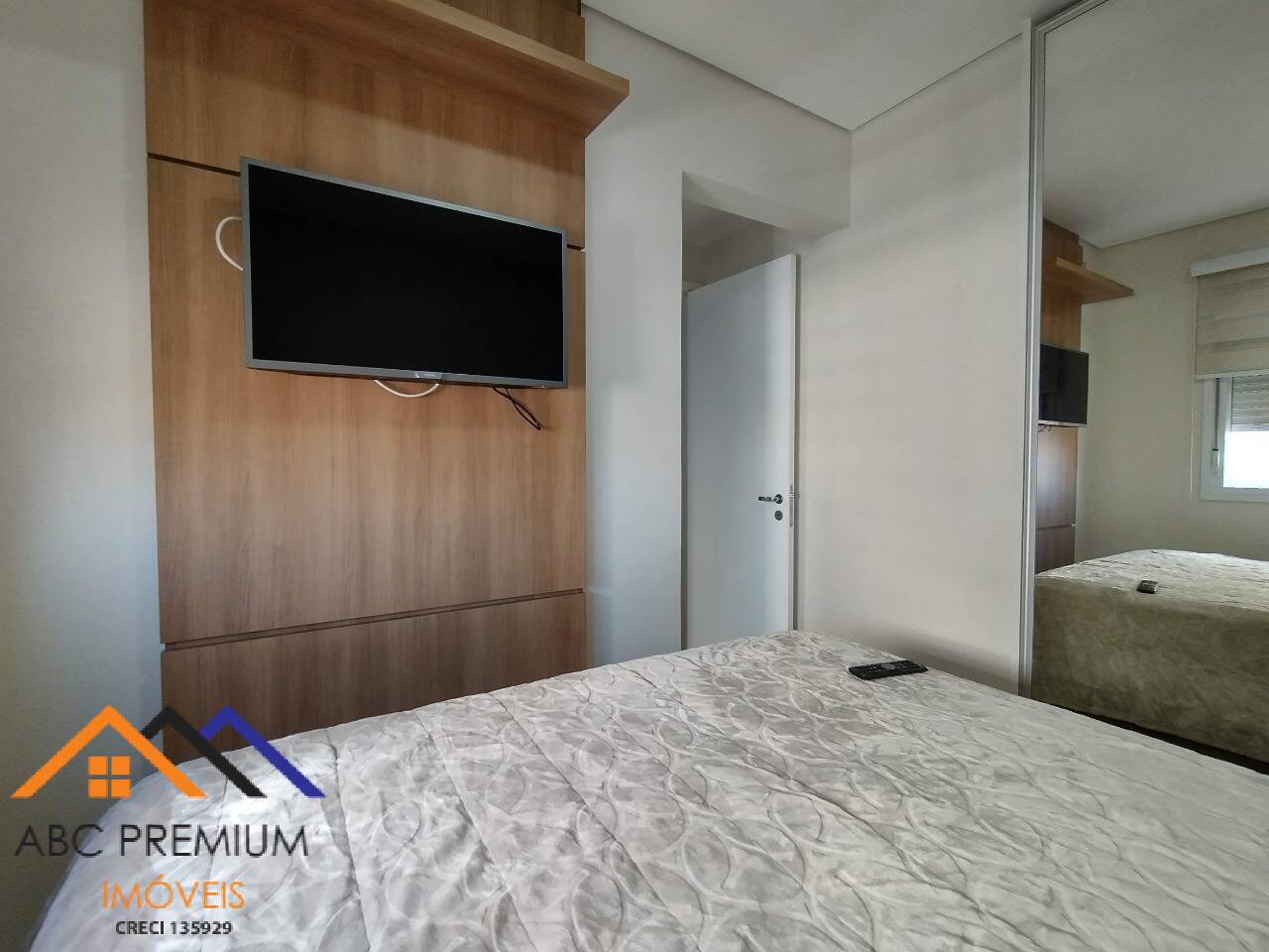 Apartamento à venda com 2 quartos, 57m² - Foto 12