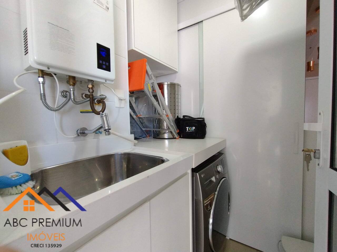 Apartamento à venda com 2 quartos, 57m² - Foto 14