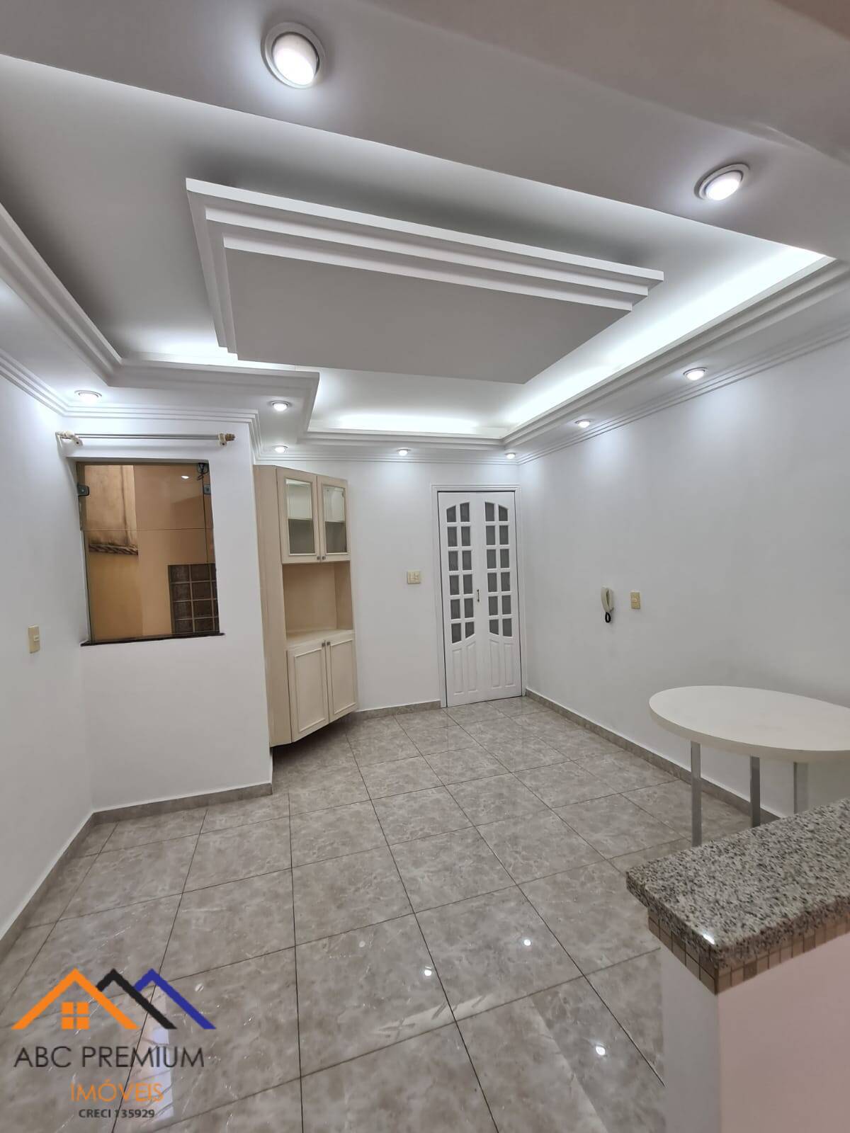 Casa à venda com 3 quartos, 246m² - Foto 13