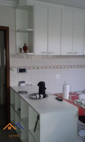 Sobrado à venda com 3 quartos, 180m² - Foto 4