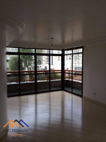 Apartamento à venda com 3 quartos, 171m² - Foto 2