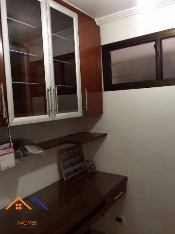 Apartamento à venda com 3 quartos, 171m² - Foto 4