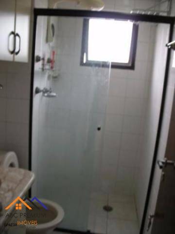 Apartamento à venda com 2 quartos, 69m² - Foto 11